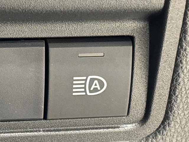 ヤリスクロスZ  純正ナビ パノラマモニター ETC ドライブレコーダーLEDヘッドライト  プッシュボタンスタート  シートヒーター  オートライト      オートエアコン  電子パーキング  アルミホイール(広島県)の中古車