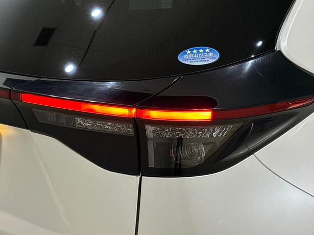 ヤリスクロスZ  純正ナビ パノラマモニター ETC ドライブレコーダーLEDヘッドライト  プッシュボタンスタート  シートヒーター  オートライト      オートエアコン  電子パーキング  アルミホイール(広島県)の中古車