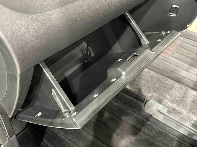 タントカスタムＲＳ　ナビ　バックカメラＬＥＤオートライト　パワースライドドアウェルカムオープン機能　運転席ロングスライドシ−ト　助手席ロングスライド　助手席イージークローザー　１５インチアルミホイール　７インチワイドナビ（広島県）の中古車