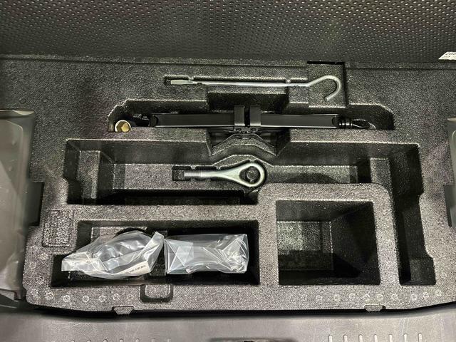 タントカスタムＲＳ　ナビ　バックカメラＬＥＤオートライト　パワースライドドアウェルカムオープン機能　運転席ロングスライドシ−ト　助手席ロングスライド　助手席イージークローザー　１５インチアルミホイール　７インチワイドナビ（広島県）の中古車