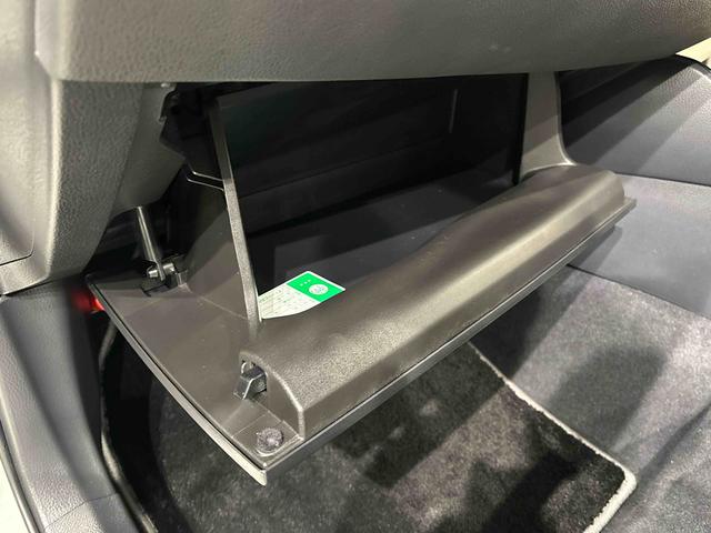 C−HRS GRスポーツ ETC バックモニター ドラレコLEDヘッドライト 電子パーキング オートライト 電動格納式ドアミラー プッシュボタンスタート キーフリー アルミホイール(広島県)の中古車