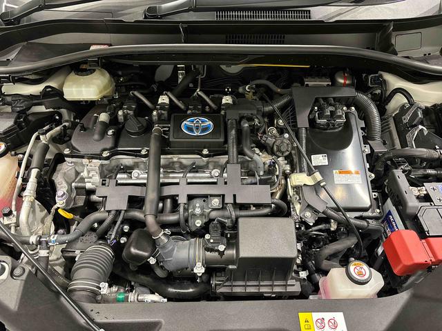 C−HRS GRスポーツ ETC バックモニター ドラレコLEDヘッドライト 電子パーキング オートライト 電動格納式ドアミラー プッシュボタンスタート キーフリー アルミホイール(広島県)の中古車