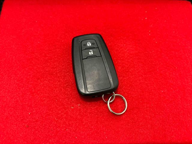 C−HRS GRスポーツ ETC バックモニター ドラレコLEDヘッドライト 電子パーキング オートライト 電動格納式ドアミラー プッシュボタンスタート キーフリー アルミホイール(広島県)の中古車