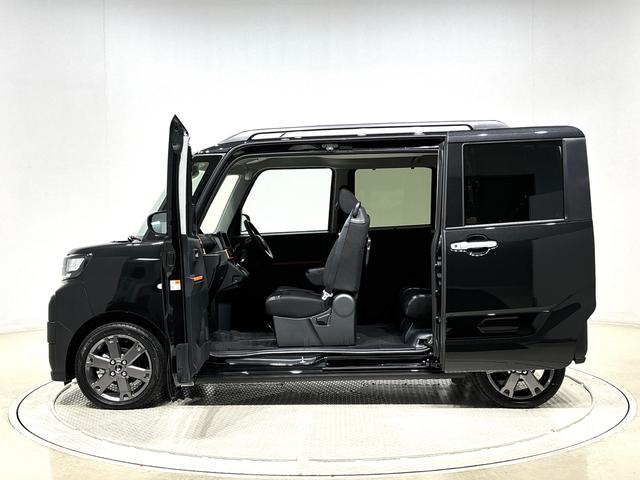 タントファンクロスターボＬＥＤオートライト　パワースライドドアウェルカムオープン機能　電動パーキングブレーキ　運転席助手席シートヒーター　　フルホイールキャツプ　キーフリーシステム　　オート電動格納式ドアミラー（広島県）の中古車