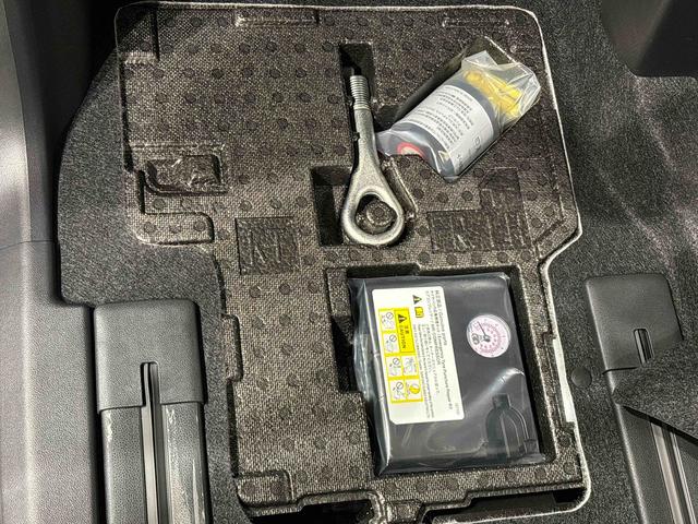 タントファンクロスターボＬＥＤオートライト　パワースライドドアウェルカムオープン機能　電動パーキングブレーキ　運転席助手席シートヒーター　　フルホイールキャツプ　キーフリーシステム　　オート電動格納式ドアミラー（広島県）の中古車