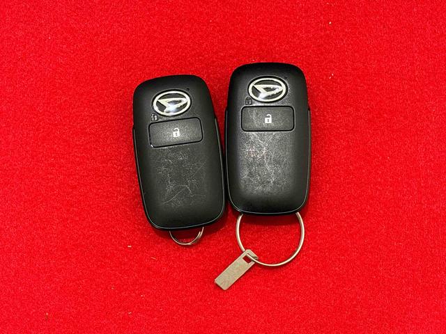 タフトＧ　　ラギッドパック　　バックドアスポイラー付きスカイフィールトップ　ＬＥＤオートライト　オートハイビーム　フロントフォグランプ　運転席／助手席シートヒーター　プッシュボタンスタート　キーフリーシステム　電動パーキングブレーキ　バックカメラ（広島県）の中古車