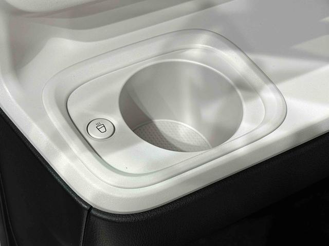 ムーヴキャンバスストライプスGLEDオートライト・フォグランプ 電動パーキングブレーキ プッシュボタンスタート セキュリティアラーム バックカメラ 両側パワースライドドアウエルカムオープン機能 オート電動格納式ドアミラー(広島県)の中古車