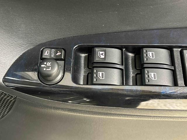 タントカスタムＲＳ　トップエディションＳＡIII　ナビゲーションＬＥＤオートライト　パワースライドドア機能　オート電動格納式ドアミラー　ミラクルオープンドア　アルミホイール　キーフリーシステム（広島県）の中古車