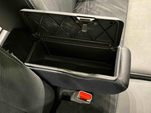 タントカスタムＲＳ　トップエディションＳＡIII　ナビゲーションＬＥＤオートライト　パワースライドドア機能　オート電動格納式ドアミラー　ミラクルオープンドア　アルミホイール　キーフリーシステム（広島県）の中古車