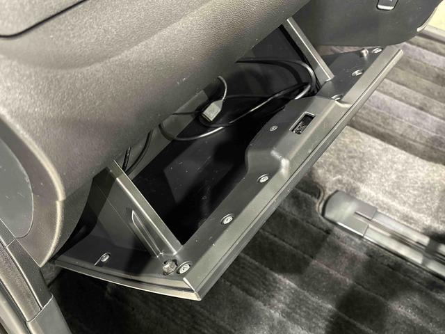 タントカスタムＲＳ　トップエディションＳＡIII　ナビゲーションＬＥＤオートライト　パワースライドドア機能　オート電動格納式ドアミラー　ミラクルオープンドア　アルミホイール　キーフリーシステム（広島県）の中古車