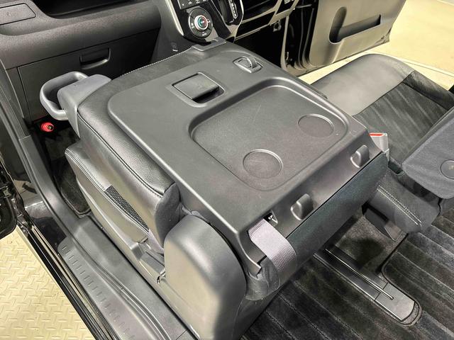 タントカスタムＲＳ　トップエディションＳＡIII　ナビゲーションＬＥＤオートライト　パワースライドドア機能　オート電動格納式ドアミラー　ミラクルオープンドア　アルミホイール　キーフリーシステム（広島県）の中古車