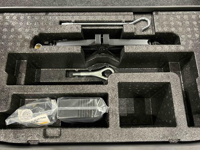 タントカスタムＲＳ　トップエディションＳＡIII　ナビゲーションＬＥＤオートライト　パワースライドドア機能　オート電動格納式ドアミラー　ミラクルオープンドア　アルミホイール　キーフリーシステム（広島県）の中古車