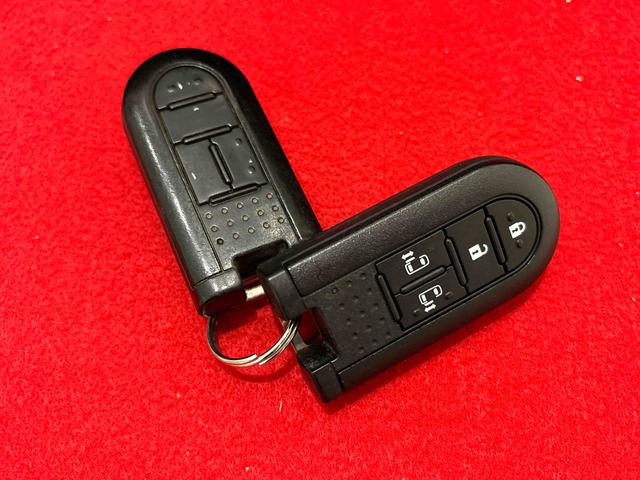 タントカスタムＲＳ　トップエディションＳＡIII　ナビゲーションＬＥＤオートライト　パワースライドドア機能　オート電動格納式ドアミラー　ミラクルオープンドア　アルミホイール　キーフリーシステム（広島県）の中古車