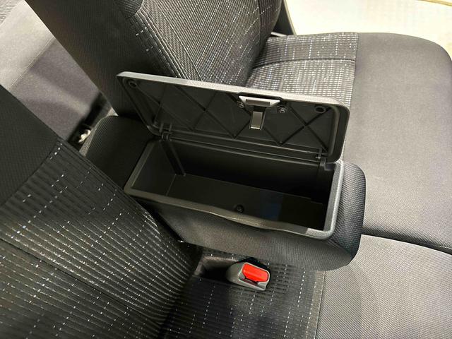 ムーヴカスタム　Ｘ　ＡＭ／ＦＭＣＤステレオ　アルミホイール付プッシュボタンスタート　オートライト　ＨＩＤヘッドライト　フロントフォグランプ　オートエアコン　セキュリティアラーム　運転席シートリフター　フロントトップシェードガラス　ターンランプ付きドアミラー（広島県）の中古車