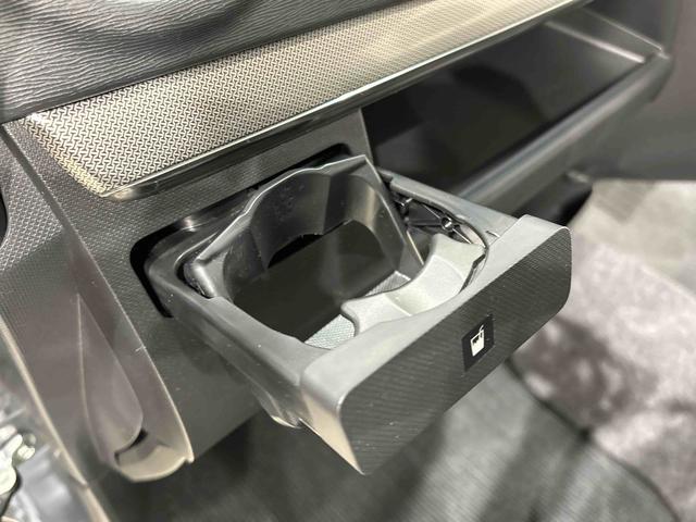 ムーヴカスタム　Ｘ　ＡＭ／ＦＭＣＤステレオ　アルミホイール付プッシュボタンスタート　オートライト　ＨＩＤヘッドライト　フロントフォグランプ　オートエアコン　セキュリティアラーム　運転席シートリフター　フロントトップシェードガラス　ターンランプ付きドアミラー（広島県）の中古車