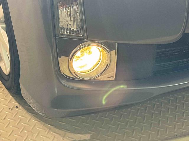 ムーヴカスタム　Ｘ　ＡＭ／ＦＭＣＤステレオ　アルミホイール付プッシュボタンスタート　オートライト　ＨＩＤヘッドライト　フロントフォグランプ　オートエアコン　セキュリティアラーム　運転席シートリフター　フロントトップシェードガラス　ターンランプ付きドアミラー（広島県）の中古車