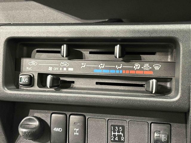 ハイゼットトラックジャンボ 農業女子パック 4WD 5速マニュアルキーレスエントリー LEDヘッドランプ&マルチリフレクターハロゲンフォグランプ 4枚リーフスプリング 大型荷台作業灯 スーパーデフロック(広島県)の中古車