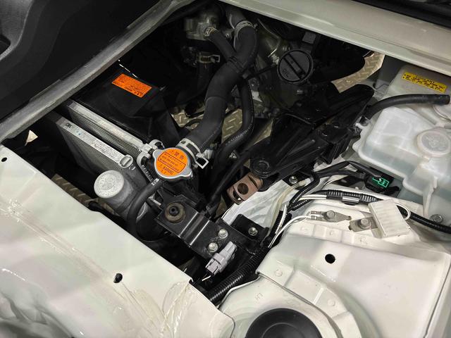 ハイゼットトラックジャンボ 農業女子パック 4WD 5速マニュアルキーレスエントリー LEDヘッドランプ&マルチリフレクターハロゲンフォグランプ 4枚リーフスプリング 大型荷台作業灯 スーパーデフロック(広島県)の中古車