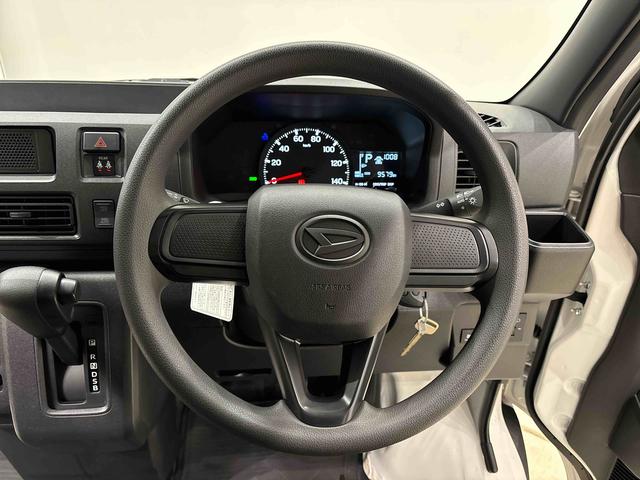 ハイゼットカーゴＤＸ　４ＷＤキーレスエントリーキーレスエントリー　マニュアルエアコン　運転席・助手席パワーウインドウ　オートライト　ハンド式サイドブレーキ　ハロゲンヘッドライト　アイドリングストップ機能　　　テンパータイヤ（広島県）の中古車