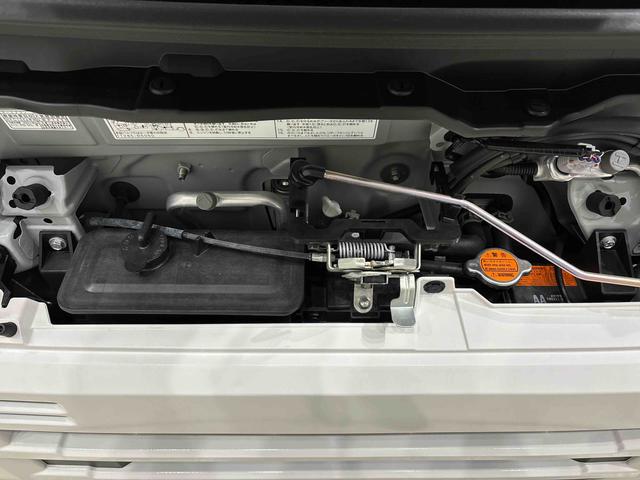 ハイゼットカーゴＤＸ　４ＷＤキーレスエントリーキーレスエントリー　マニュアルエアコン　運転席・助手席パワーウインドウ　オートライト　ハンド式サイドブレーキ　ハロゲンヘッドライト　アイドリングストップ機能　　　テンパータイヤ（広島県）の中古車