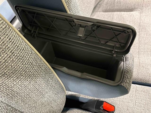 ムーヴキャンバスストライプスＧ　　ナビ付　バックモニター　ＬＥＤヘッドライトＬＥＤオートライト・フォグランプ　電動パーキングブレーキ　プッシュボタンスタート　セキュリティアラーム　バックカメラ　両側パワースライドドアウエルカムオープン機能　オート電動格納式ドアミラー（広島県）の中古車