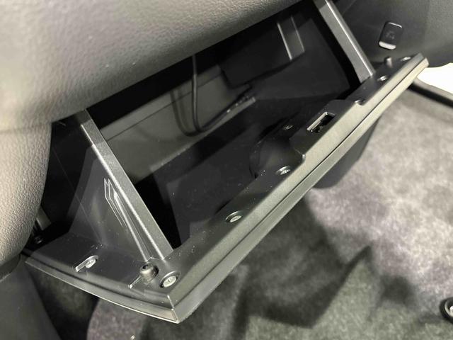 ムーヴキャンバスストライプスＧ　　ナビ付　バックモニター　ＬＥＤヘッドライトＬＥＤオートライト・フォグランプ　電動パーキングブレーキ　プッシュボタンスタート　セキュリティアラーム　バックカメラ　両側パワースライドドアウエルカムオープン機能　オート電動格納式ドアミラー（広島県）の中古車