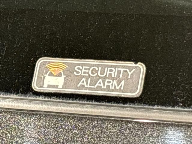 コペンローブ　ナビ　ＥＴＣ車載器　ドライブレコーダー電動開閉式ルーフ　ＬＥＤヘッドランプ　ハロゲンフォグランプ　　１６インチタイヤ＆アルミホイール　プッシュボタンスタート　セキュリティアラーム　スタビライザー（フロント・リヤ）（広島県）の中古車