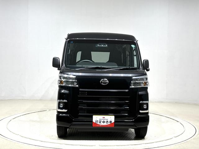 ハイゼットカーゴDXキーレスエントリー マニュアルエアコン 運転席・助手席パワーウインドウ オートライト ハンド式サイドブレーキ ハロゲンヘッドライト アイドリングストップ機能 テンパータイヤ(広島県)の中古車