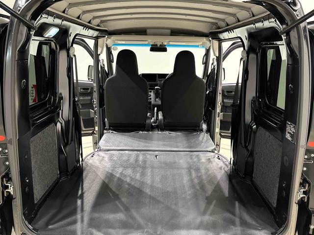 ハイゼットカーゴDXキーレスエントリー マニュアルエアコン 運転席・助手席パワーウインドウ オートライト ハンド式サイドブレーキ ハロゲンヘッドライト アイドリングストップ機能 テンパータイヤ(広島県)の中古車