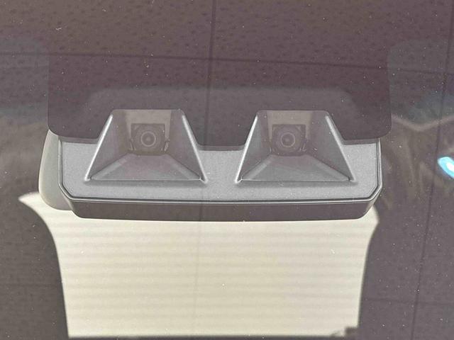 ハイゼットカーゴDXキーレスエントリー マニュアルエアコン 運転席・助手席パワーウインドウ オートライト ハンド式サイドブレーキ ハロゲンヘッドライト アイドリングストップ機能 テンパータイヤ(広島県)の中古車