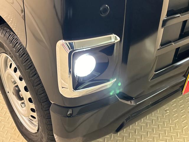 ハイゼットカーゴDXキーレスエントリー マニュアルエアコン 運転席・助手席パワーウインドウ オートライト ハンド式サイドブレーキ ハロゲンヘッドライト アイドリングストップ機能 テンパータイヤ(広島県)の中古車