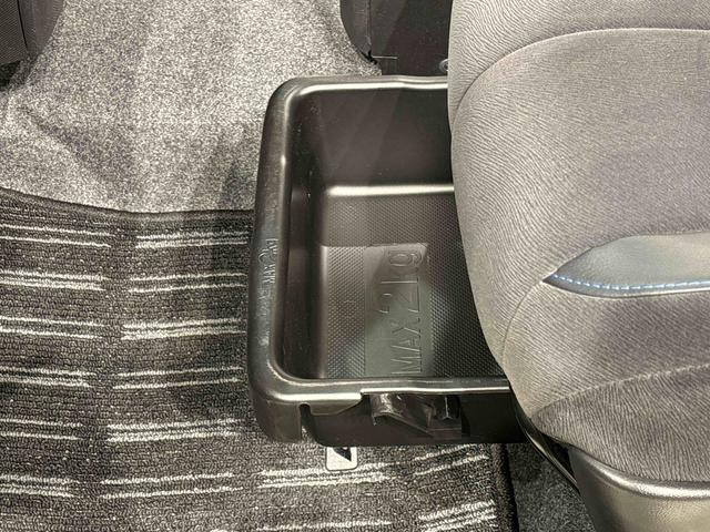 タントエグゼカスタムRS 2WD CVT車ディスチャージヘッドランプ キーフリーシステム 電動格納ドアミラー 革巻きステアリングホイール 4席フルファブリックグラマラスコンフォートシート マルチリフレクターハロゲンフォグランプ(広島県)の中古車