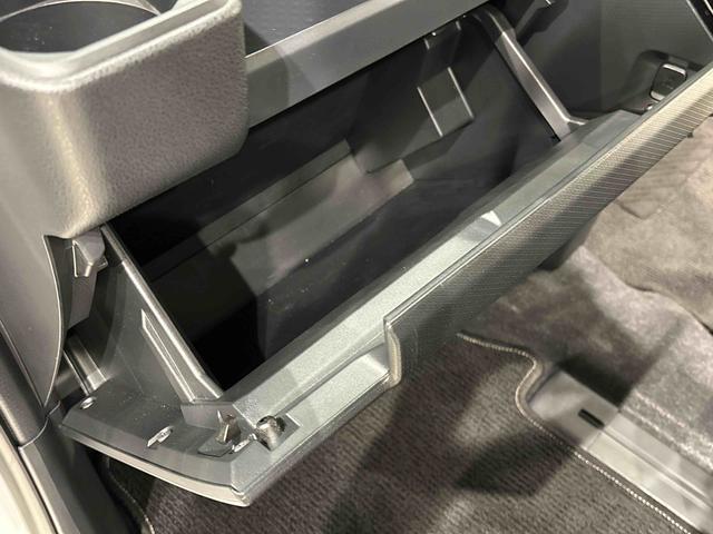 タントカスタムＲＳ　バックモニター対応　電動パーキングブレーキＬＥＤオートライト　パワースライドドアウェルカムオープン機能　オート電動格納式ドアミラー　助手席ロングスライド　助手席イージークローザー　アルミホイール　キーフリーシステム（広島県）の中古車