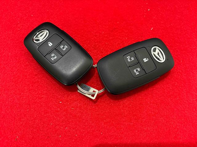 タントカスタムＲＳ　バックモニター対応　電動パーキングブレーキＬＥＤオートライト　パワースライドドアウェルカムオープン機能　オート電動格納式ドアミラー　助手席ロングスライド　助手席イージークローザー　アルミホイール　キーフリーシステム（広島県）の中古車