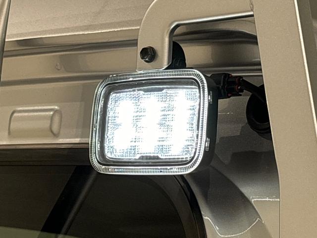 ハイゼットトラックジャンボエクストラ　　Ｒ７年式　未走行車　ＣＶＴ　２ＷＤＲ７年式　　未走行　　メーカー保証（保証継承）　納車前点検付き　　　　　　　　　　　　コーナーセンサー　　作業灯付き　　ＬＥＤヘッドライト　フォグランプ（広島県）の中古車