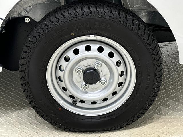 ハイゼットトラックジャンボエクストラ　　Ｒ７年式　未走行車　ＣＶＴ　２ＷＤＲ７年式　　未走行　　メーカー保証（保証継承）　納車前点検付き　　　　　　　　　　　　コーナーセンサー　　作業灯付き　　ＬＥＤヘッドライト　フォグランプ（広島県）の中古車