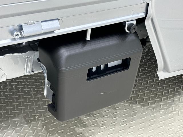 ハイゼットトラックジャンボエクストラ 4WD MTプッシュボタンスタート パワーウインドー 電動格納式ドアミラー ガードフレーム 格納式テールゲートチェーン LEDへッドランプ LEDフォグランプ スペアタイヤ(広島県)の中古車