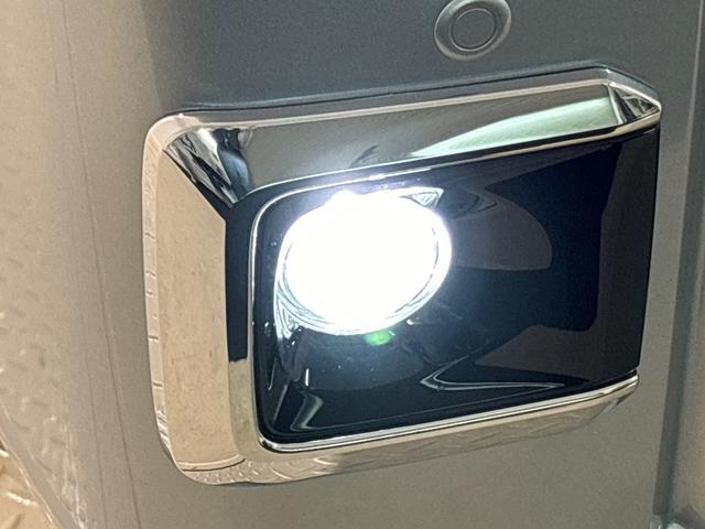 ハイゼットトラックジャンボエクストラ 4WD MTプッシュボタンスタート パワーウインドー 電動格納式ドアミラー ガードフレーム 格納式テールゲートチェーン LEDへッドランプ LEDフォグランプ スペアタイヤ(広島県)の中古車