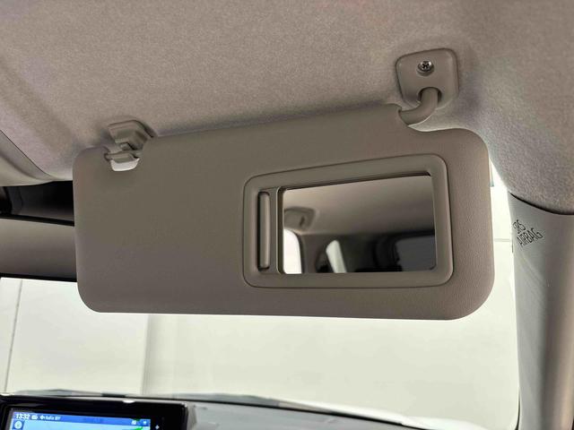 ロッキープレミアムG HEV ナビ ドラレコ ETCLEDヘッドランプ・フォグランプ 全車速追従機能付アダプティブクルーズコントロール アルミホイール シートヒーター(広島県)の中古車