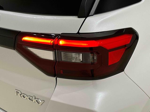 ロッキープレミアムG HEV ナビ ドラレコ ETCLEDヘッドランプ・フォグランプ 全車速追従機能付アダプティブクルーズコントロール アルミホイール シートヒーター(広島県)の中古車