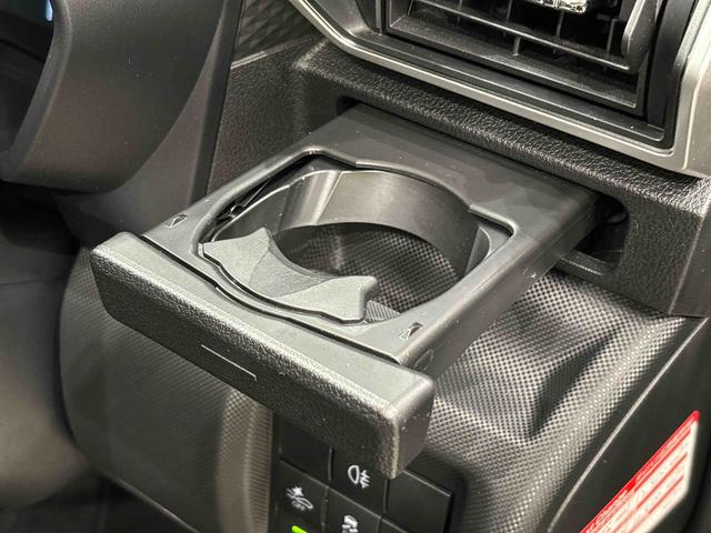 ロッキープレミアムG HEVLEDヘッドランプ・フォグランプ 全車速追従機能付アダプティブクルーズコントロール レーンキープコントロール ブラインドスポットモニター 17インチアルミホイール シートヒーター(広島県)の中古車