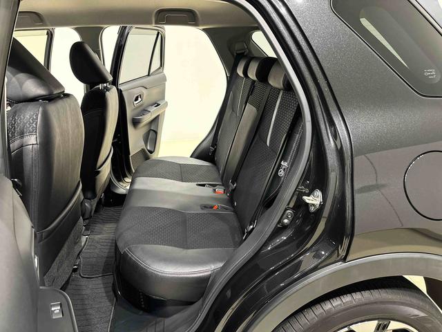 ロッキープレミアムG HEVLEDヘッドランプ・フォグランプ 全車速追従機能付アダプティブクルーズコントロール レーンキープコントロール ブラインドスポットモニター 17インチアルミホイール シートヒーター(広島県)の中古車