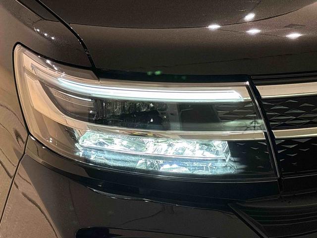 タントカスタムRS バックモニター 運転席・助手席シートヒーター電動パーキングブレーキ LEDヘッドライト・フォグランプ 純正15インチアルミホイール キーフリーシステム オートライト サイドエアバッグ オートエアコン 革巻きステアリングホイール(広島県)の中古車