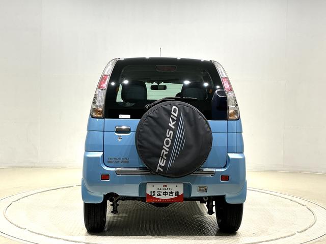 テリオスキッドＬ　４ＷＤＣＤオーディオ　ＥＴＣ　オートマ　オートエアコン　電動格納式ドアミラー　パワーウィンドウ　キーレスエントリー　フォグランプ　スペアタイヤ（広島県）の中古車