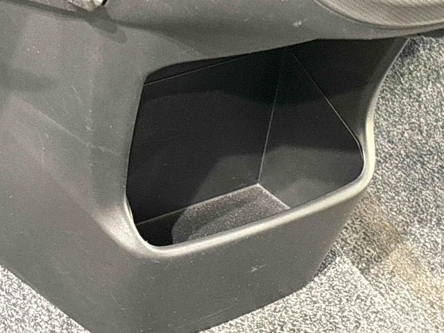 ムーヴカスタム　ＸリミテッドＳＡ　ナビ　バックモニター　キーフリーオートエアコン　プッシュボタンスタート　オートライト　ＵＳＢソケット　フォグランプ　電動格納機能付きミラー　シートリフター　ショッピングフック　シートアンダートレイ　セキュリティーアラーム（広島県）の中古車