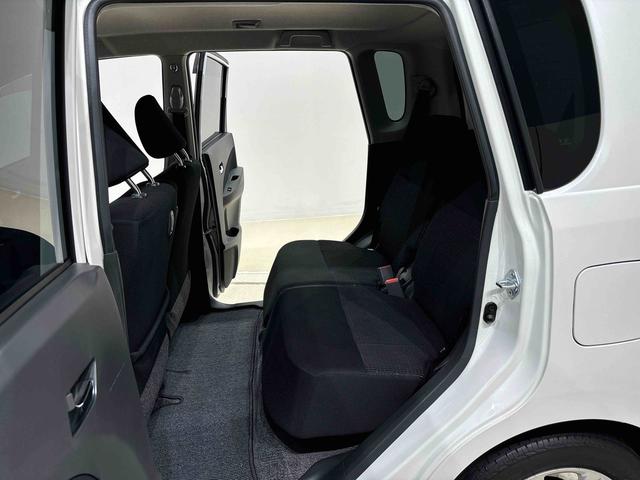 ムーヴカスタム　ＸリミテッドＳＡ　ナビ　バックモニター　キーフリーオートエアコン　プッシュボタンスタート　オートライト　ＵＳＢソケット　フォグランプ　電動格納機能付きミラー　シートリフター　ショッピングフック　シートアンダートレイ　セキュリティーアラーム（広島県）の中古車