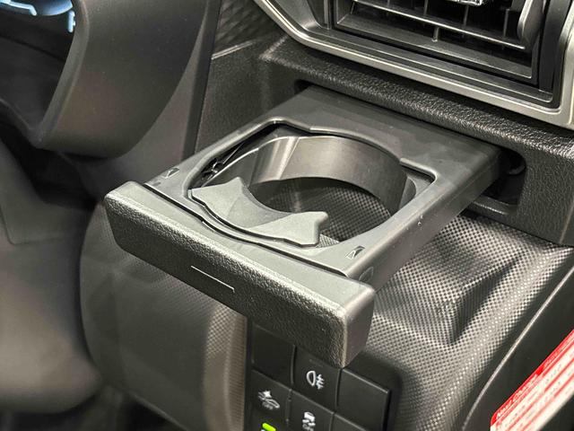 ロッキープレミアムＧ　ＨＥＶ　ディスプレイオーディオＬＥＤヘッドランプ・フォグランプ　全車速追従機能付アダプティブクルーズコントロール　レーンキープコントロール　アルミホイール　シートヒーター（広島県）の中古車