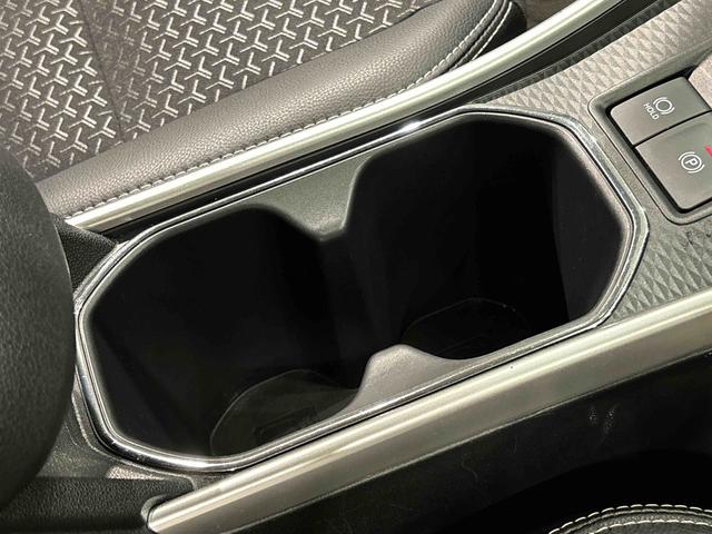 ロッキープレミアムＧ　ＨＥＶ　ディスプレイオーディオＬＥＤヘッドランプ・フォグランプ　全車速追従機能付アダプティブクルーズコントロール　レーンキープコントロール　アルミホイール　シートヒーター（広島県）の中古車