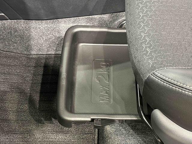 ロッキープレミアムＧ　ＨＥＶ　ディスプレイオーディオＬＥＤヘッドランプ・フォグランプ　全車速追従機能付アダプティブクルーズコントロール　レーンキープコントロール　アルミホイール　シートヒーター（広島県）の中古車