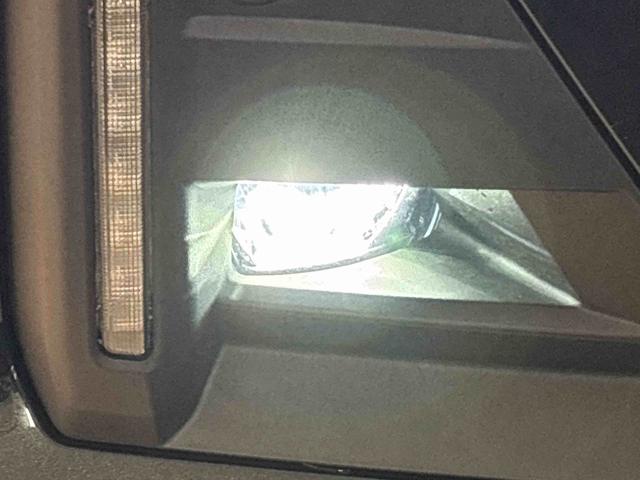 ロッキープレミアムＧ　ＨＥＶ　ディスプレイオーディオＬＥＤヘッドランプ・フォグランプ　全車速追従機能付アダプティブクルーズコントロール　レーンキープコントロール　アルミホイール　シートヒーター（広島県）の中古車